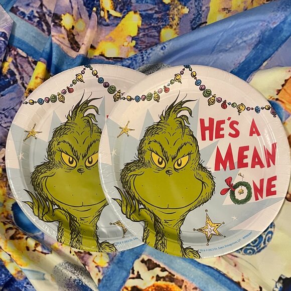 Dr. Seuss & The Grinch Paper Plates! 10.5", 2 sets of 8, NWT - Picture 1 of 7